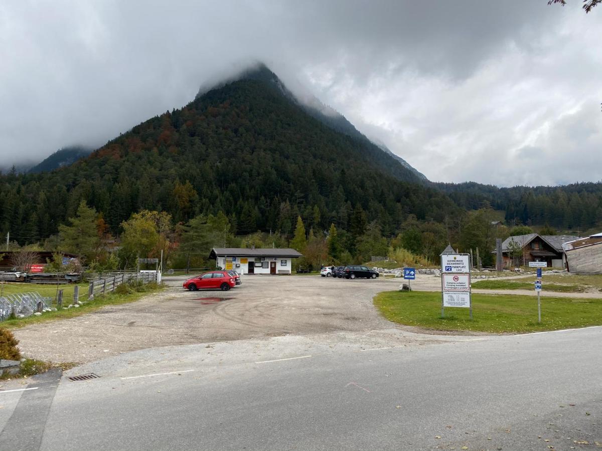Group Stay Near Bangerpark Scharnitz Bagian luar foto